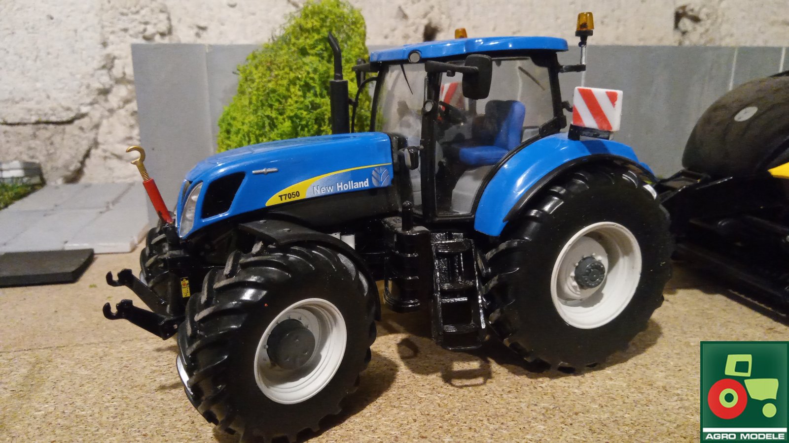 New holland t7050